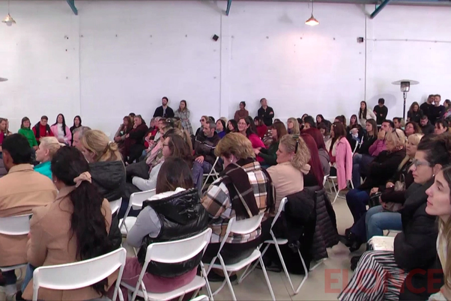 Conversatorio de Fuerza Entre R&iacute;os (foto Elonce)