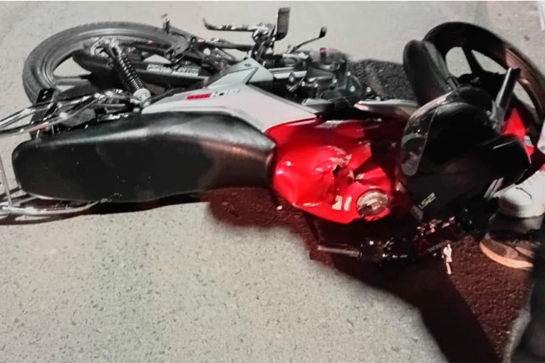 Dos personas hospitalizadas tras fuerte choque entre motos en Paraná