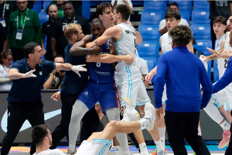 Argentina y Dominicana sufrieron duras sanciones tras el escándalo en la AmeriCup