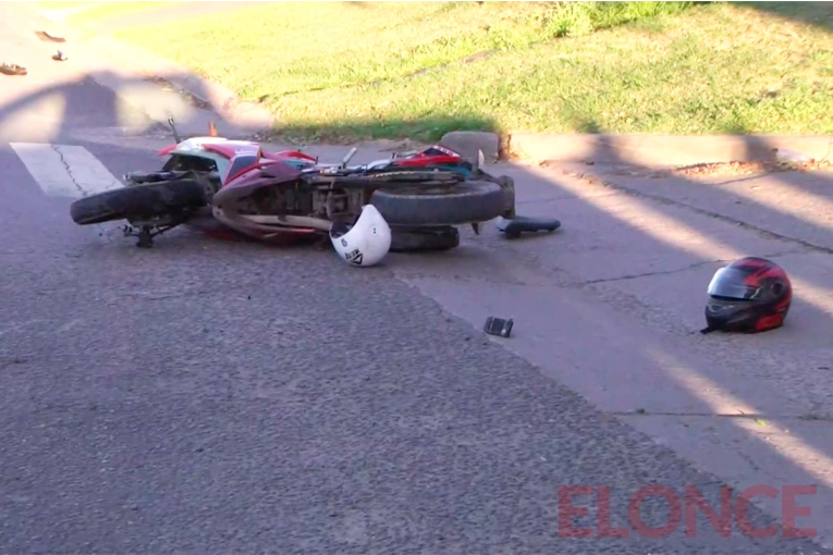Dos motociclistas heridos tras un choque en la zona sur de Paraná