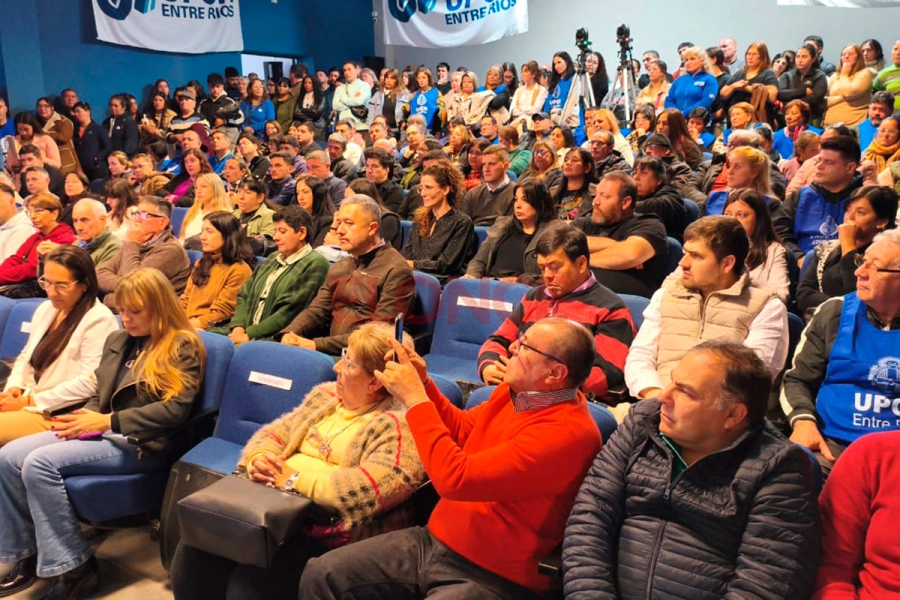 UPCN inaugur&oacute; un Centro de Capacitaci&oacute;n para empleados p&uacute;blicos en Paran&aacute; (foto Elonce)