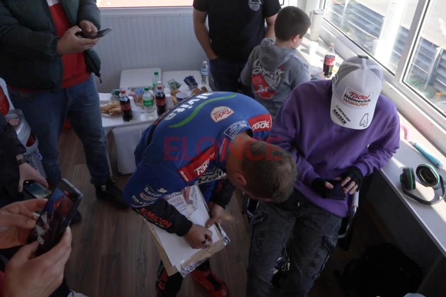 Mariano Werner en el primer palco sensorial en el automovilismo (foto Carburando)
