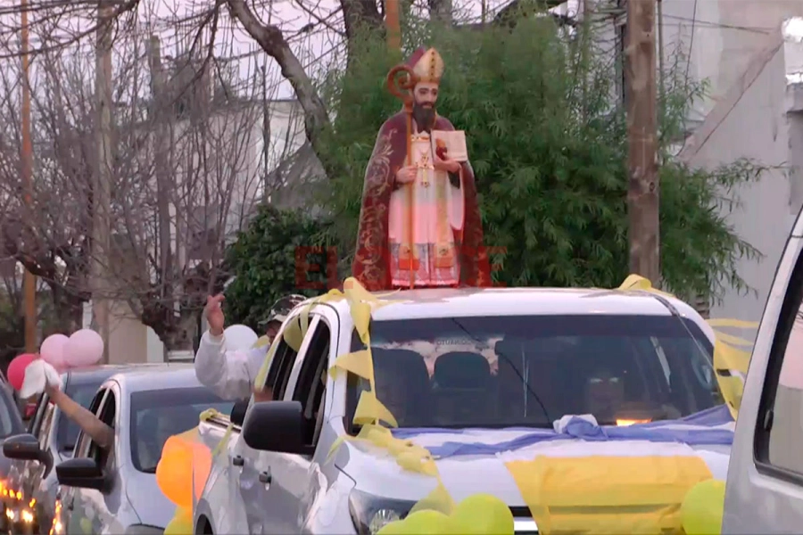 Postal de la caravana. Foto: Elonce.