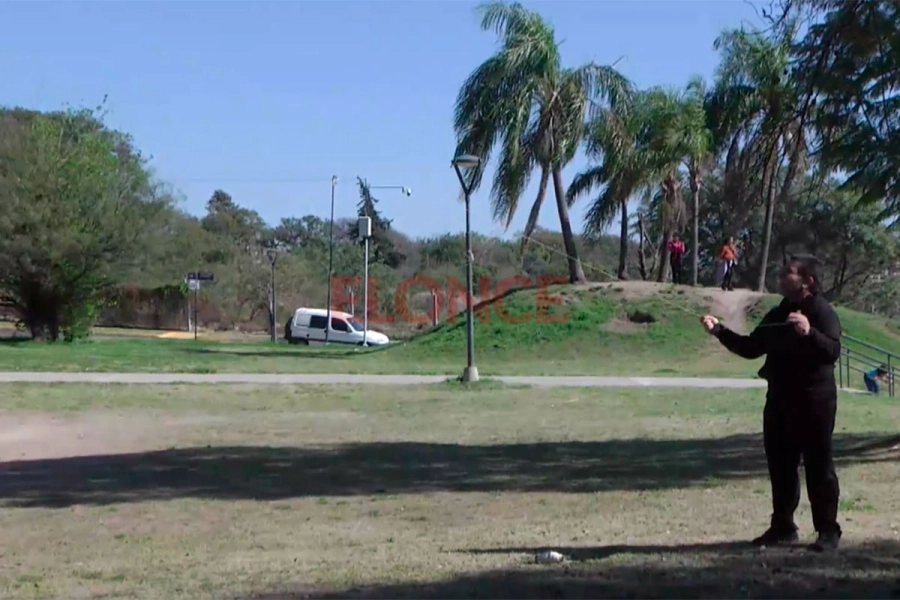 El Colegio del Huerto despidi&oacute; el Mes de las Infancias con una barrileteada que uni&oacute; generaciones