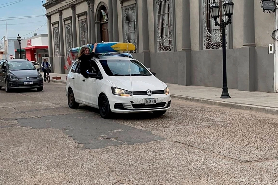 Katya Unrein, campeona de Paracanotaje, regres&oacute; a Rosario del Tala entre v&iacute;tores-Canal 5 Univisi&oacute;n