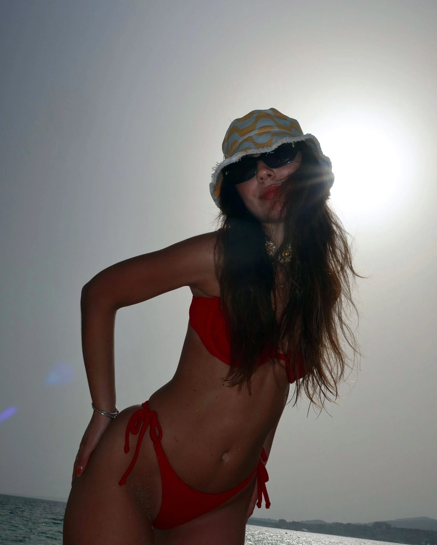 Camila Mayan. Instagram