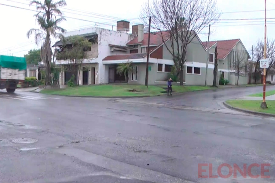 Vecinos piden que coloquen reductores de velocidad en calle Provincias Unidas
