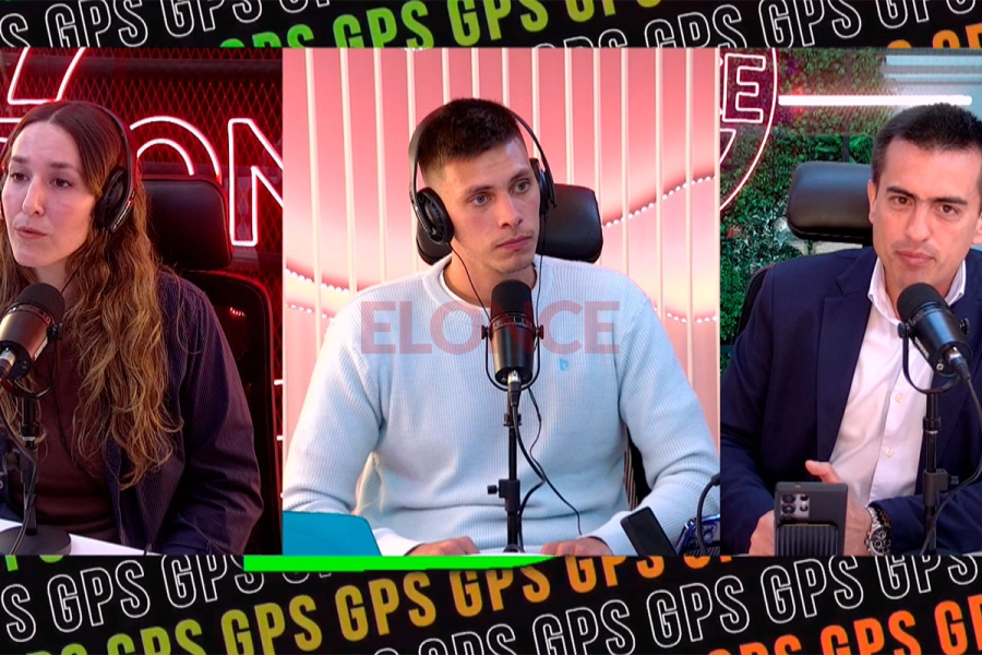 David C&aacute;ceres con los periodistas de GPS, Tiago Romero y Ayel&eacute;n Herbel. Foto: Elonce.