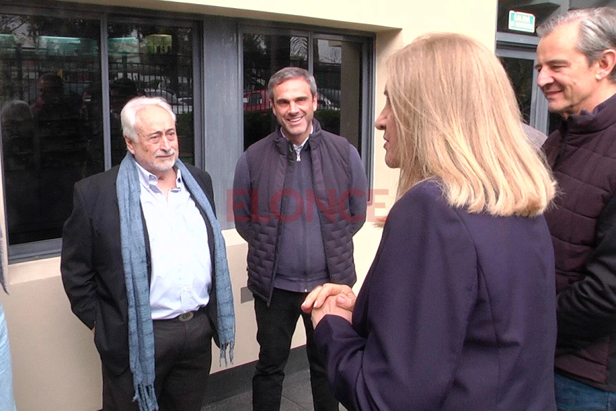 Michel y Bahl recorrieron Laboratorios Ladedar (foto Elonce)
