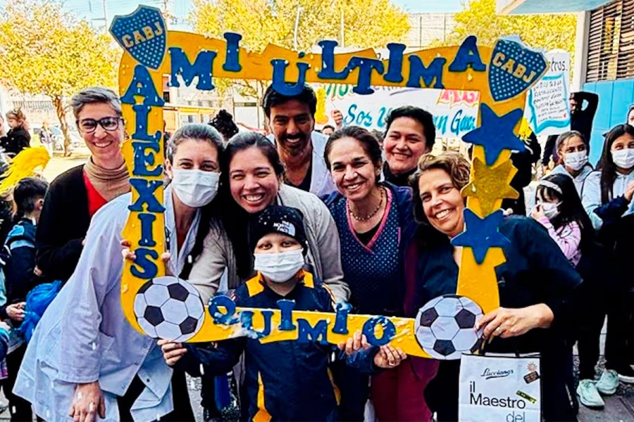 Alexis tiene 8 a&ntilde;os y festej&oacute; el fin de la quimio. El Doce TV