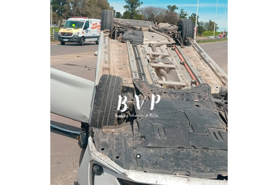 (foto Bomberos Voluntarios de Paran&aacute;)