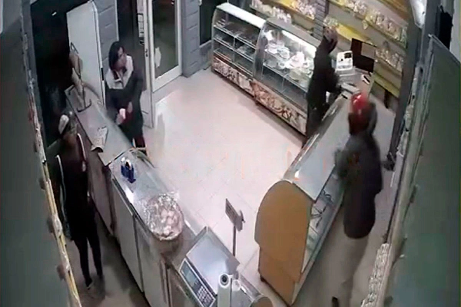 Robo a panader&iacute;a