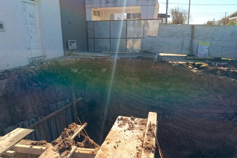 Obra del templo Mar&iacute;a Auxiliadora (foto Chajar&iacute; al d&iacute;a)