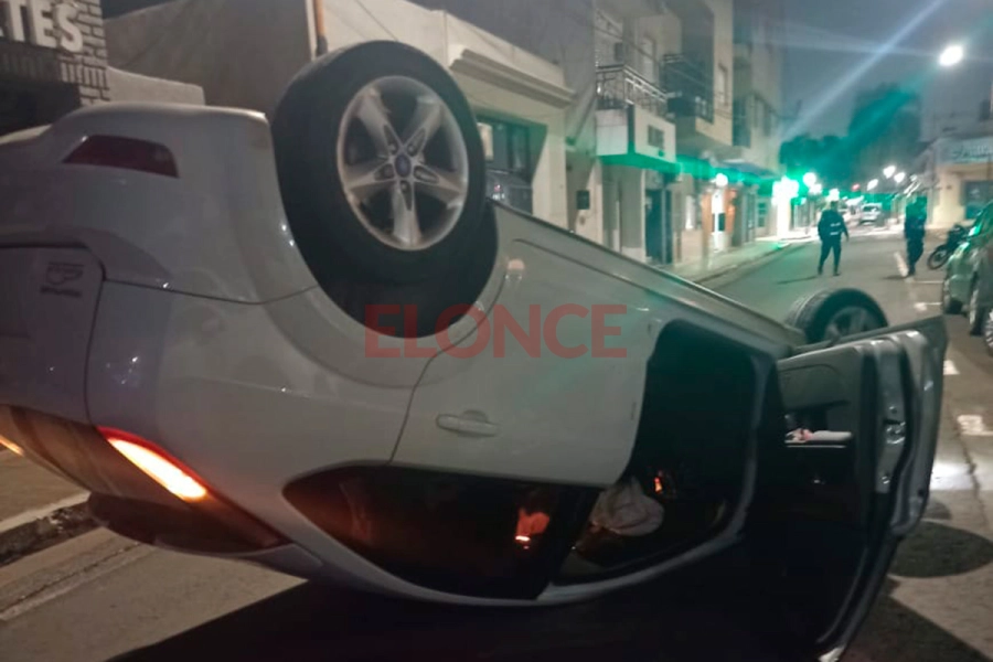 Accidente en Paran&aacute; (foto comisar&iacute;a primera de Paran&aacute;)