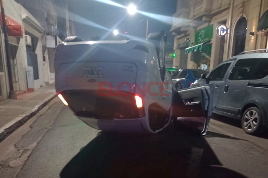 Accidente en Paran&aacute; (foto comisar&iacute;a primera de Paran&aacute;)