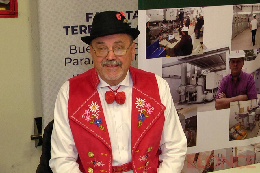 Encuentro cultural en UCA Paran&aacute; (foto Elonce)