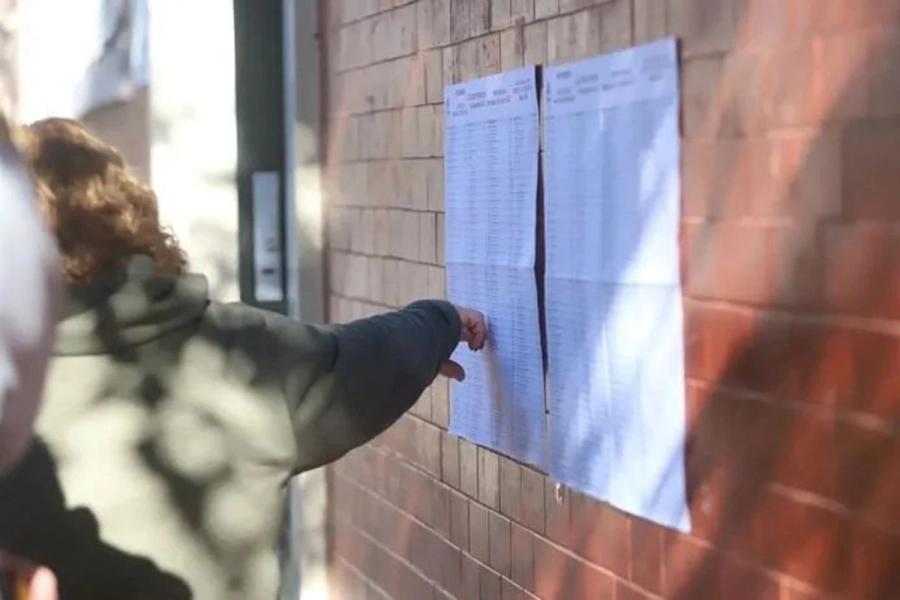 Hasta las 18 horas hay tiempo de votar. Foto: Ámbito.