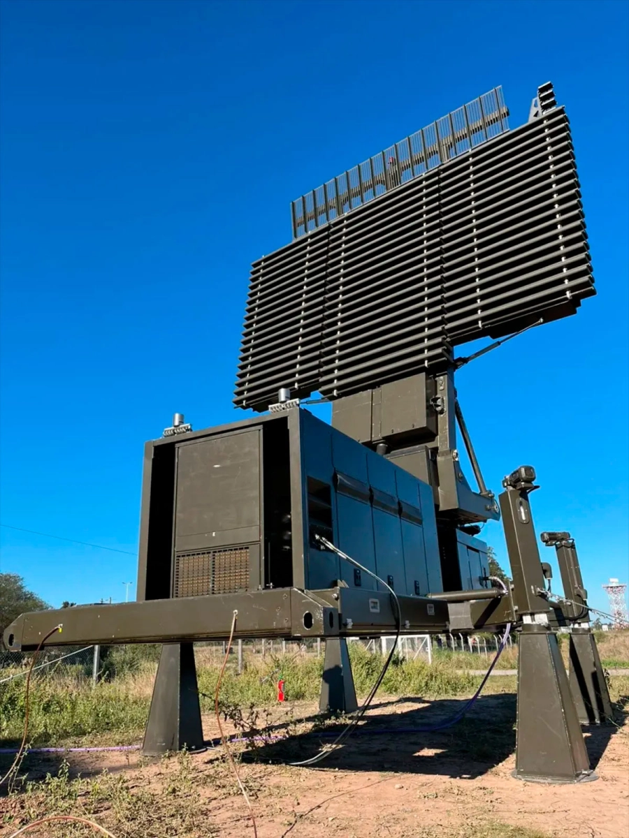 El radar RPA-200M producido por INVAP.
