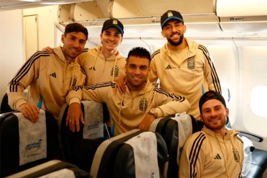 La Selecci&oacute;n en el viaje a Ecuador. Foto: AFA