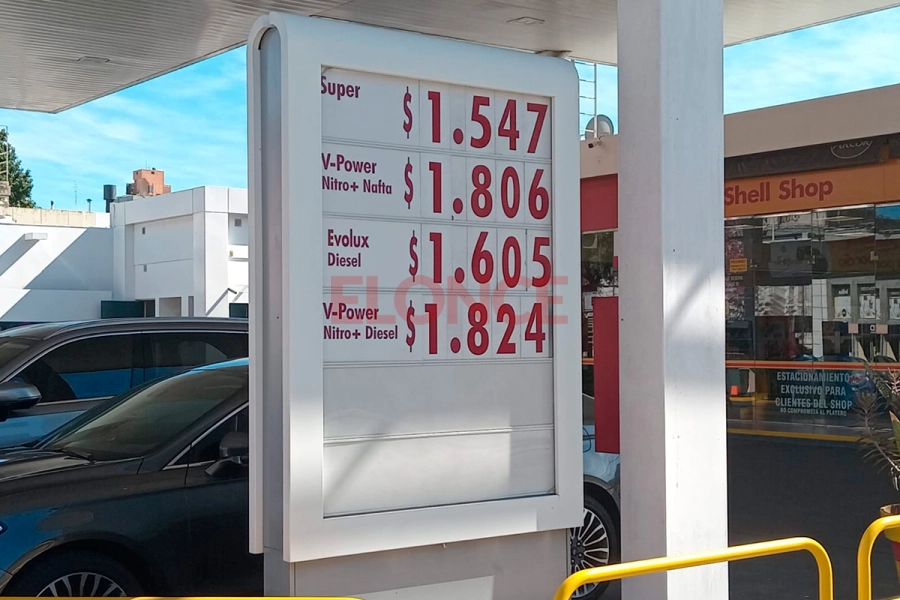 El litro de nafta S&uacute;per de Shell registr&oacute; una suba de siete pesos (foto Elonce)