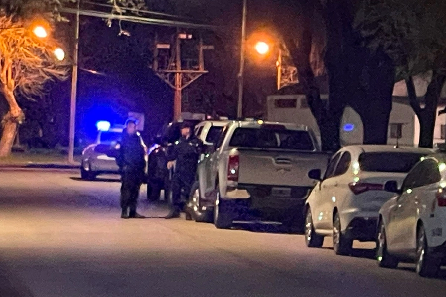Hallaron muerto a un hombre con heridas cortopunzantes