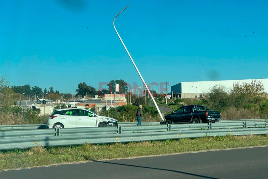 Accidente en Colonia Avellaneda (foto Elonce)