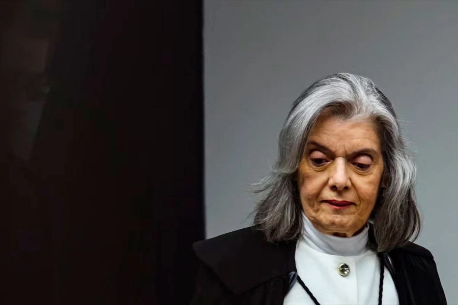 La jueza C&aacute;rmen L&uacute;cia Antunes.