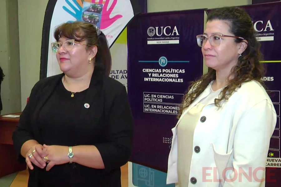 Mar&iacute;a Ester Méndez y Natalia Omar, organizadoras.