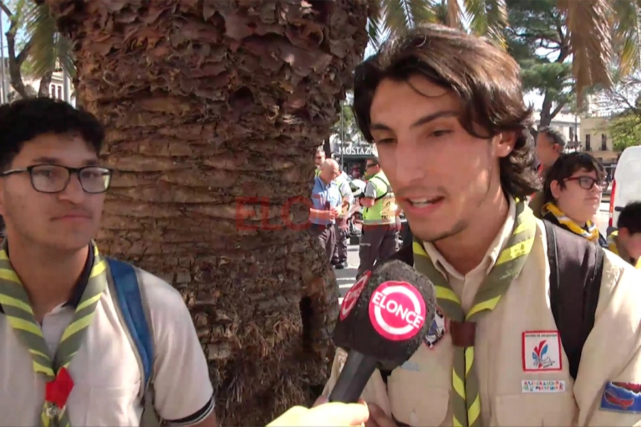 Peque&ntilde;os scouts. Foto: Elonce.