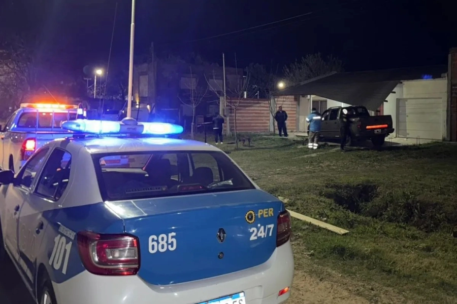 Otra imagen del accidente de esta madrugada en Urdinarrain. Foto: R2820.