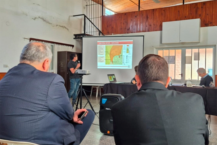 Audiencia p&uacute;blica en Aldea Brasilera (foto ERA Verde)