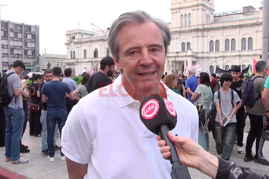 Ad&aacute;n Bahl. Foto: Elonce.