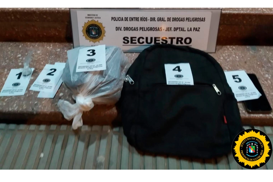 Operativo por narcomenudeo en La Paz (foto Polic&iacute;a de Entre R&iacute;os)