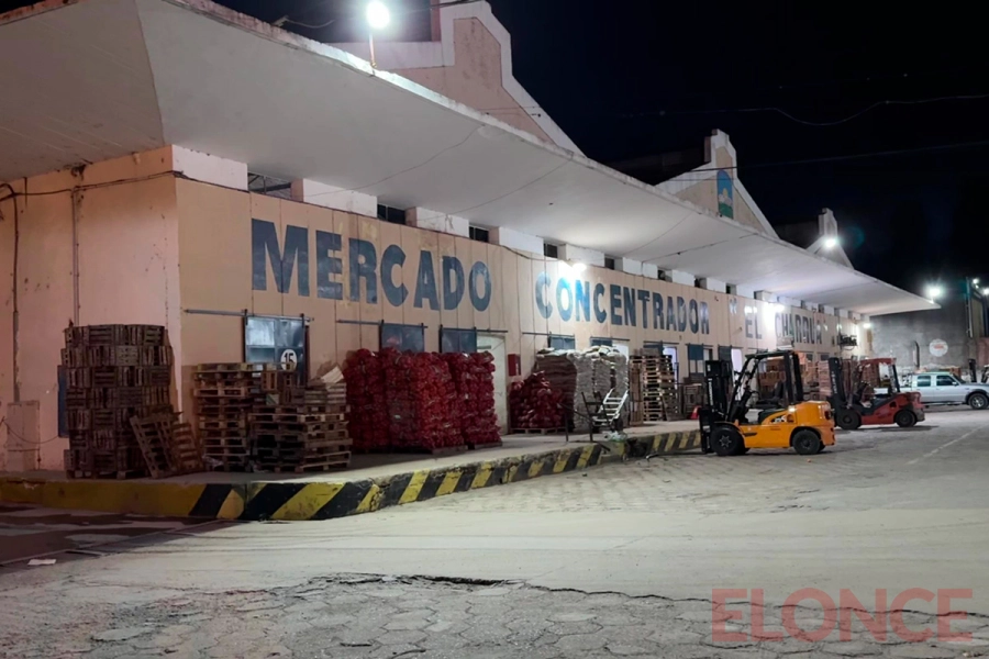 Mercado El Charr&uacute;a (foto Elonce)