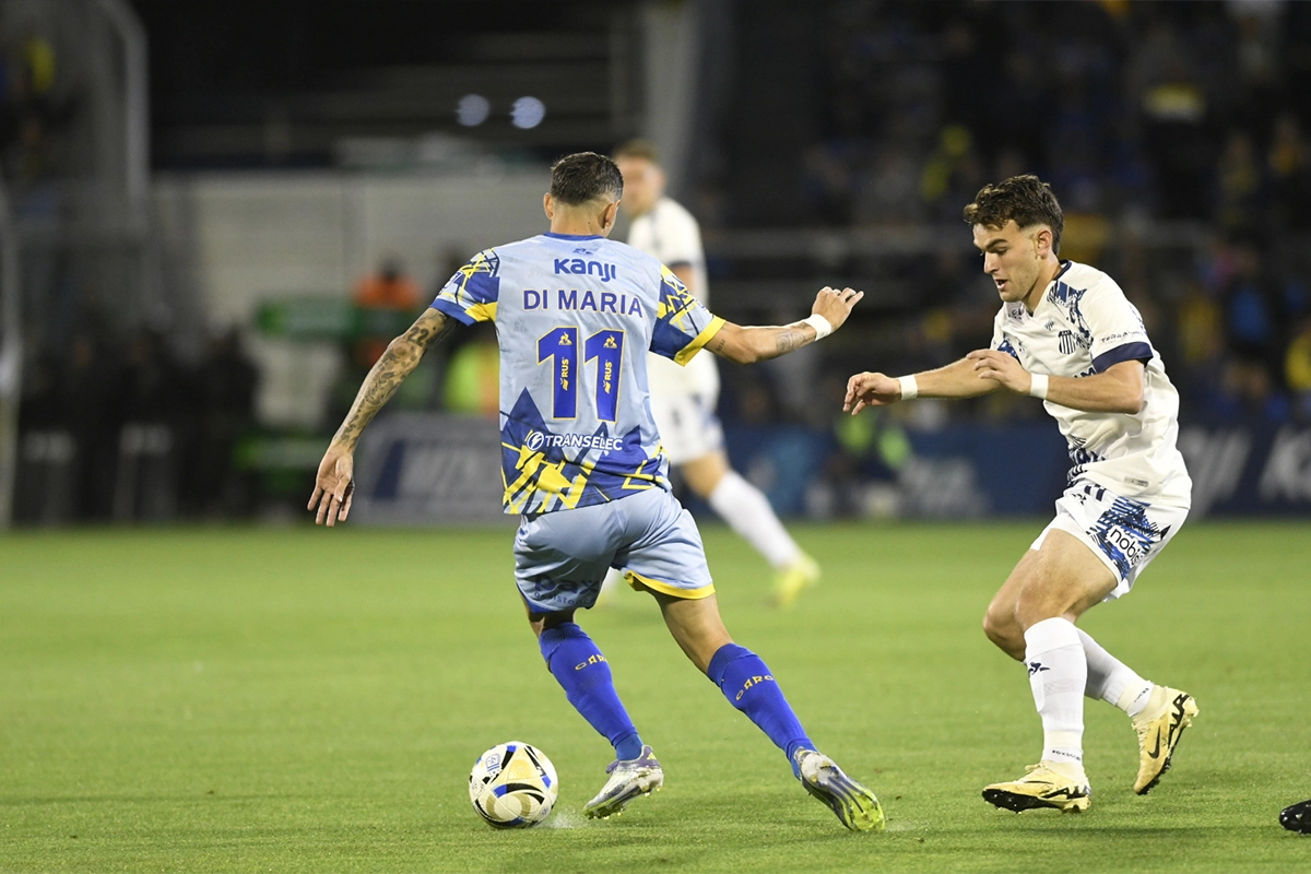 El Rosario Central de Di María igualó de local con el Talleres de Tevez.