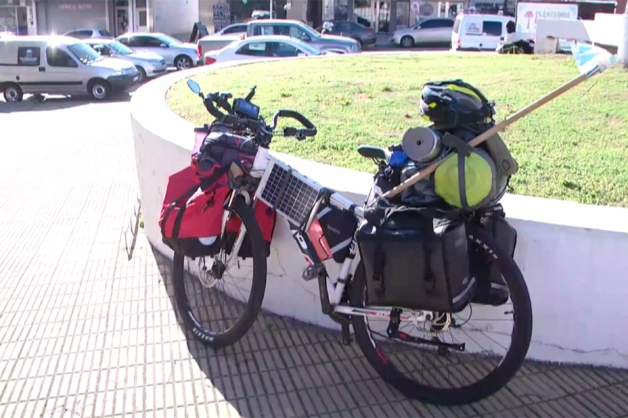 Docente jubilado viajar&aacute; en bicicleta desde Paran&aacute; hasta Ushuaia