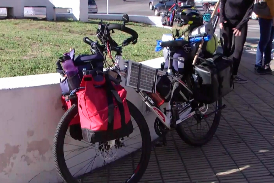 Docente jubilado viajar&aacute; en bicicleta desde Paran&aacute; hasta Ushuaia