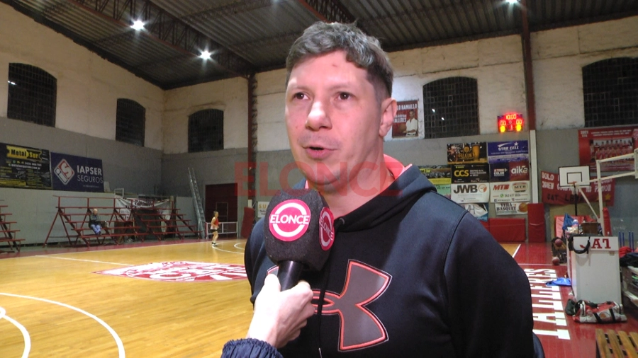 Diego, entrenador de Talleres. Foto: Elonce.