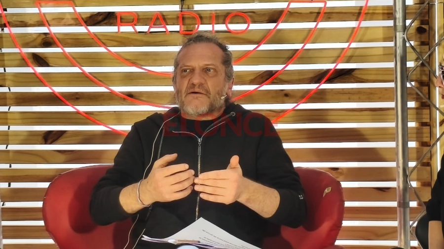 Dar&iacute;o Sztajnszrajber en el Streaming de Elonce (foto Elonce)