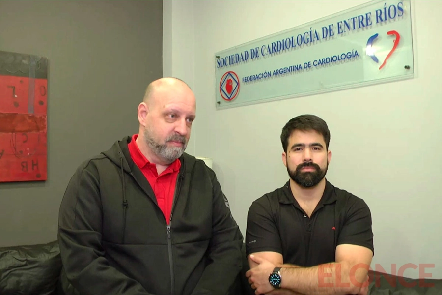 Marcelo Filiberti, secretario de la Red Nacional de RCP y el m&eacute;dico Lautaro Savat