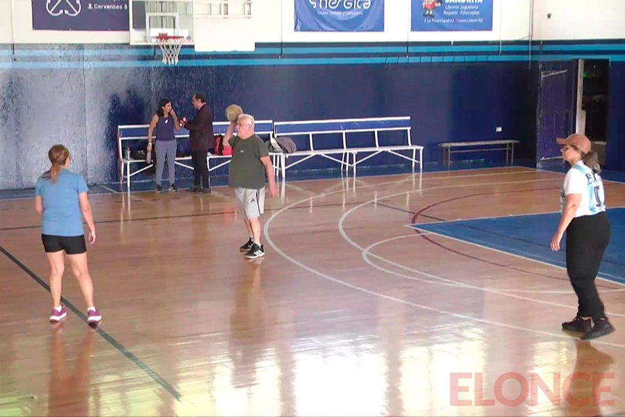 Newcom en el Paran&aacute; Rowing Club (foto Elonce)