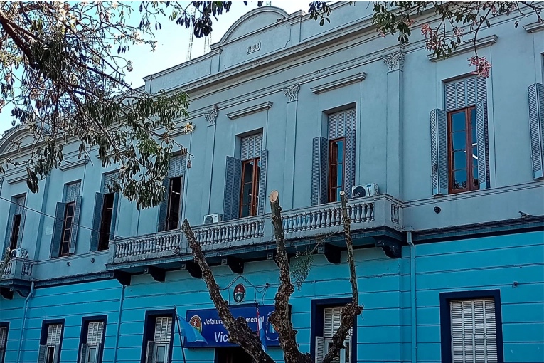 Detuvieron a una pareja por presunto abuso infantil en Victoria
