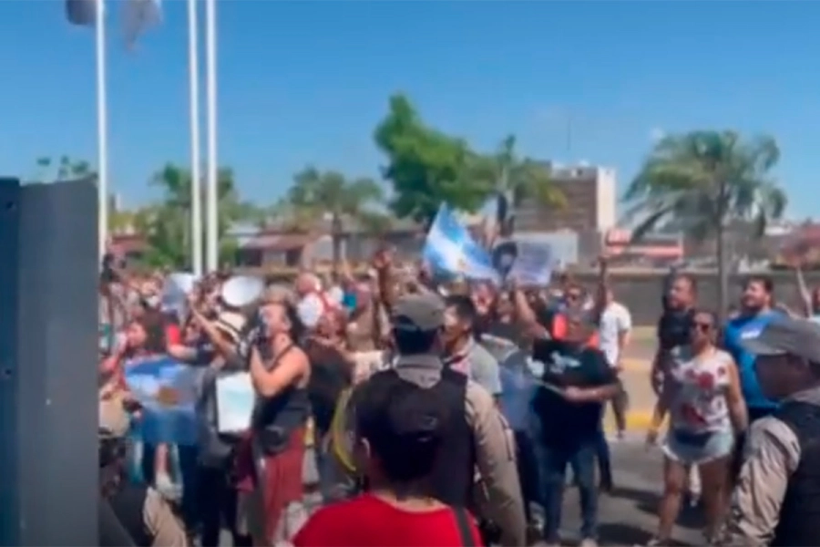 Javier Milei suspendi&oacute; un acto en Santa Fe