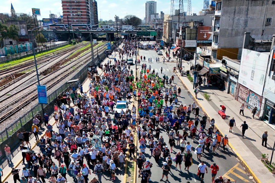 Peregrinaci&oacute;n a Luj&aacute;n (foto Clar&iacute;n)