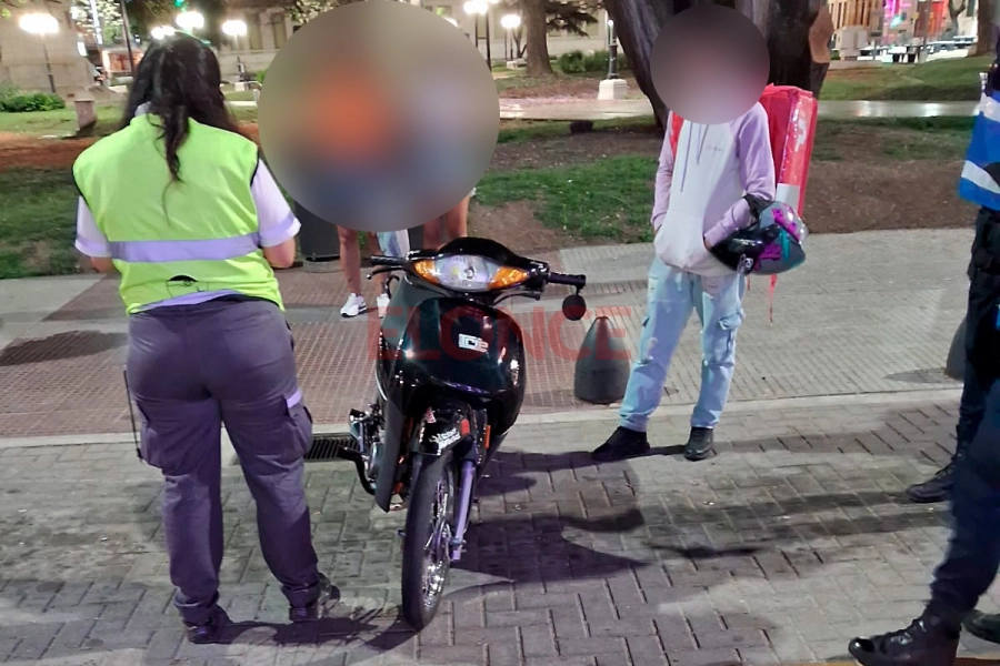 La moto fue secuestrada por carecer de escape reglamentario y documentaci&oacute;n (foto Elonce)