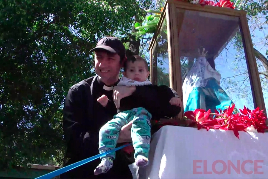 Virgen del Rosario en la parroquia Guadalupe de Paran&aacute; (foto Elonce)