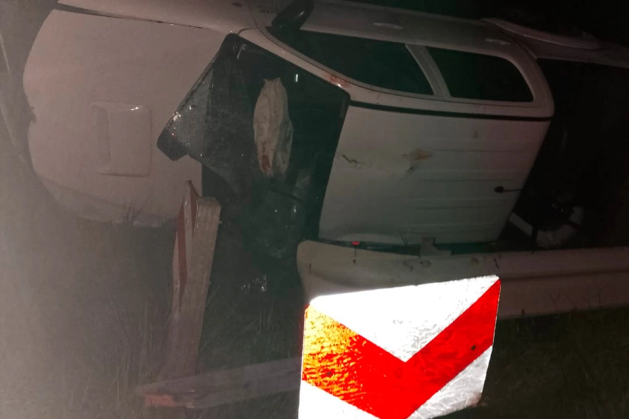 Accidente en Autov&iacute;a Ruta Nacional 12 (foto Bomberos Voluntarios de Ceibas)