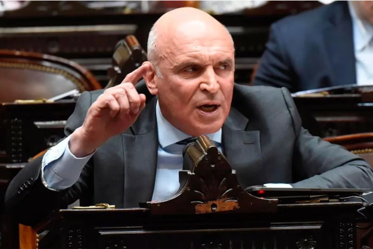 José Luis Espert pidió licencia hasta el final de su mandato como diputado