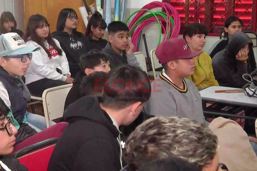 Capacitaci&oacute;n en ciberseguridad en Paran&aacute; (foto Elonce)