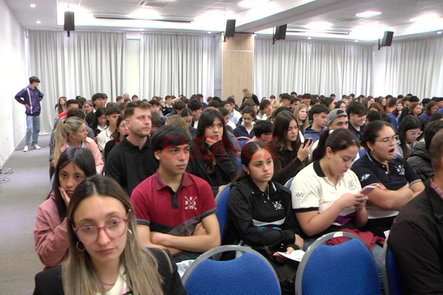 Capacitaci&oacute;n vinculada a la implementaci&oacute;n de la Boleta &Uacute;nica de Papel (foto Elonce)